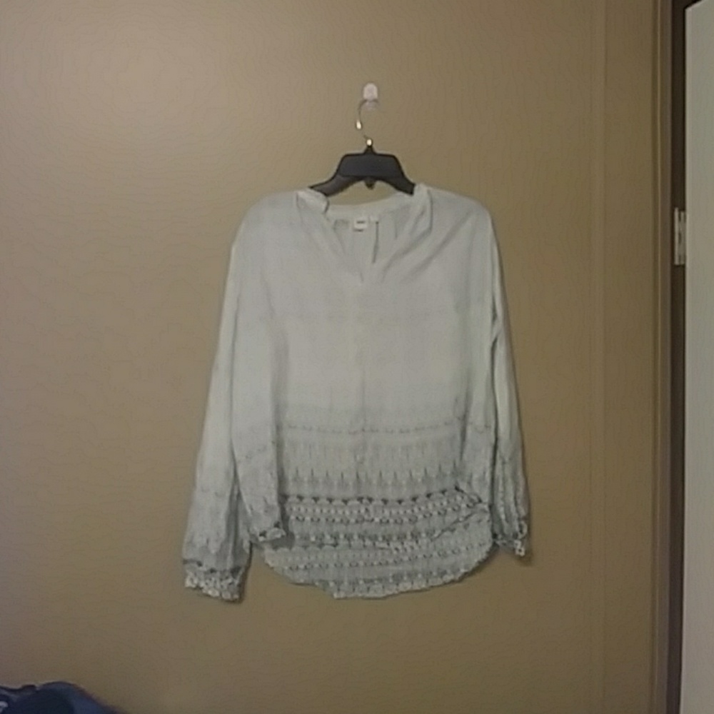 Gap blouse - Picture 3 of 3